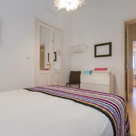 Heart Family Apartment